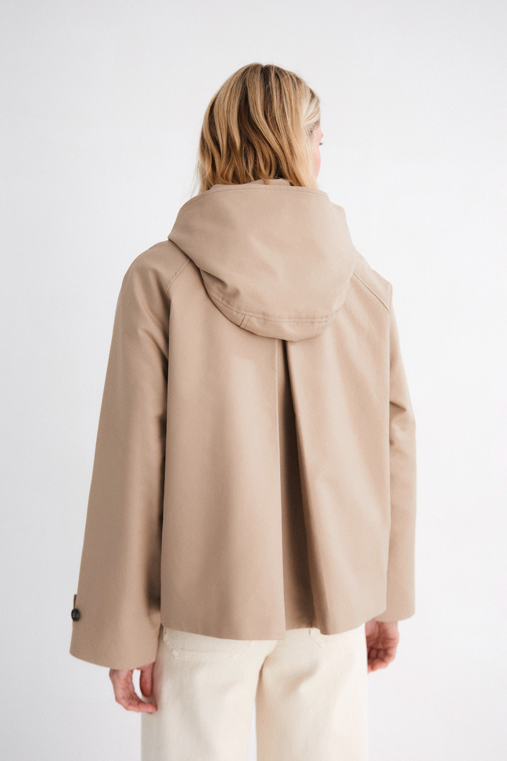 Gabardina Corta Freya Beige