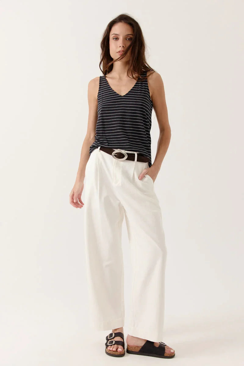 Top Delisia Rayas