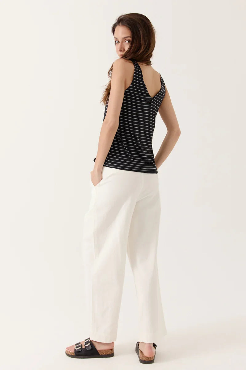 Top Delisia Rayas