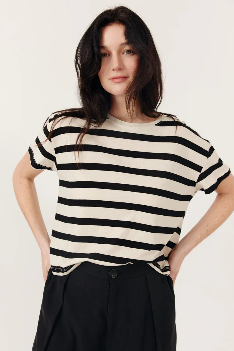 Camiseta Delmea Rayas Negras