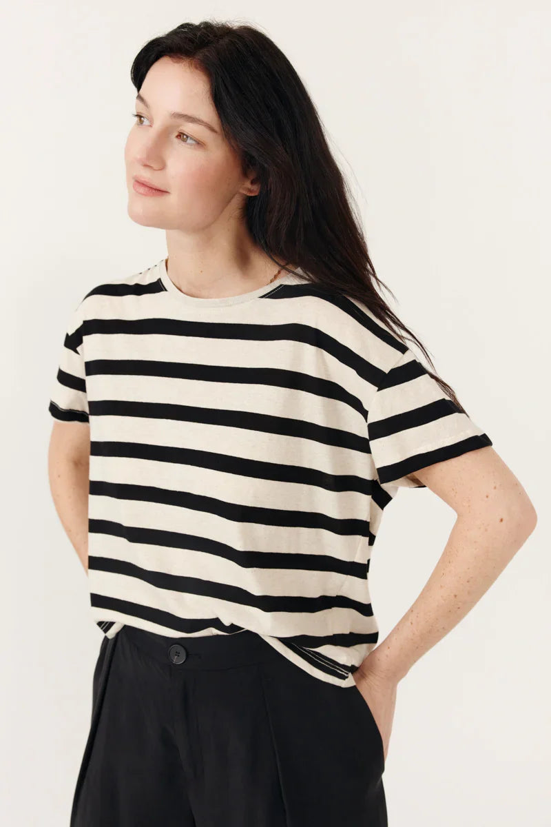 Camiseta Delmea Rayas Negras