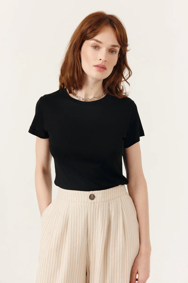 Camiseta Enira Negro