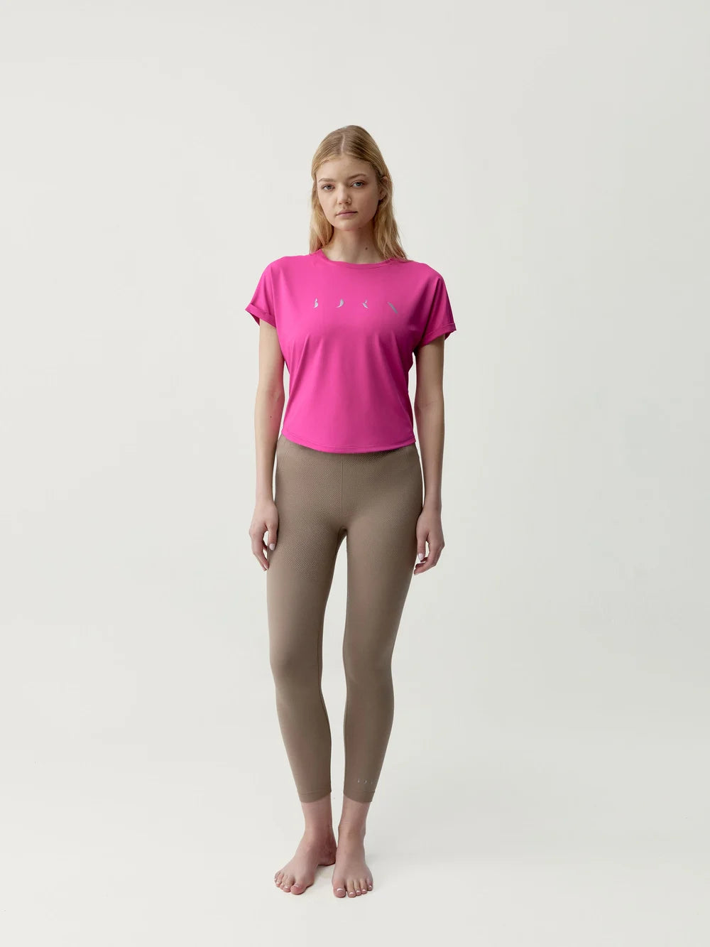 Camiseta Azami Fucsia