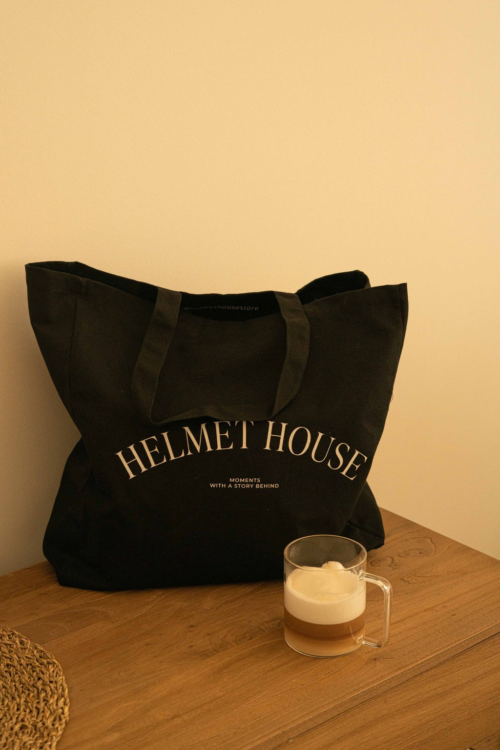 Tote Bag Helmet House Negro