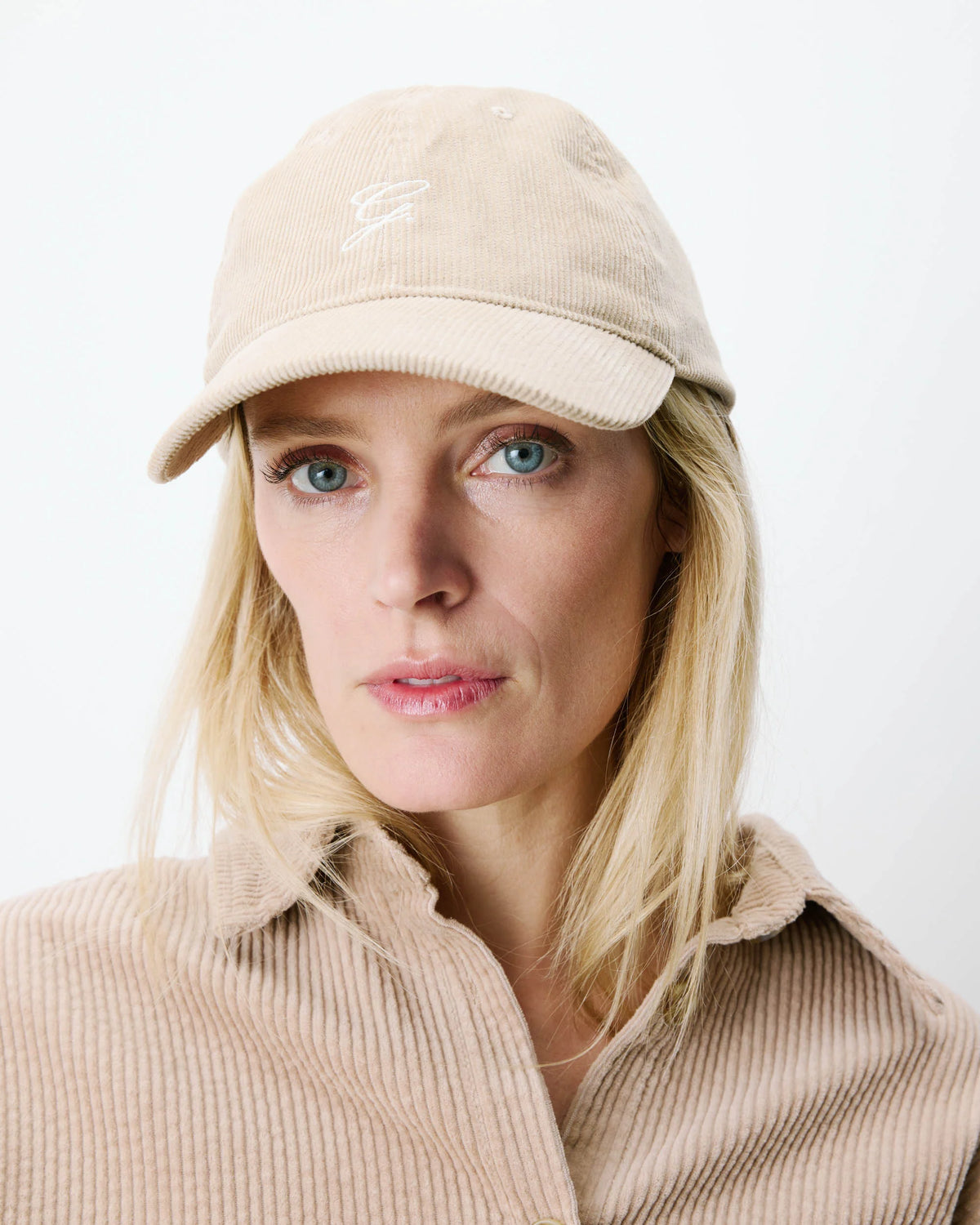 Gorra Pana Beige Alona