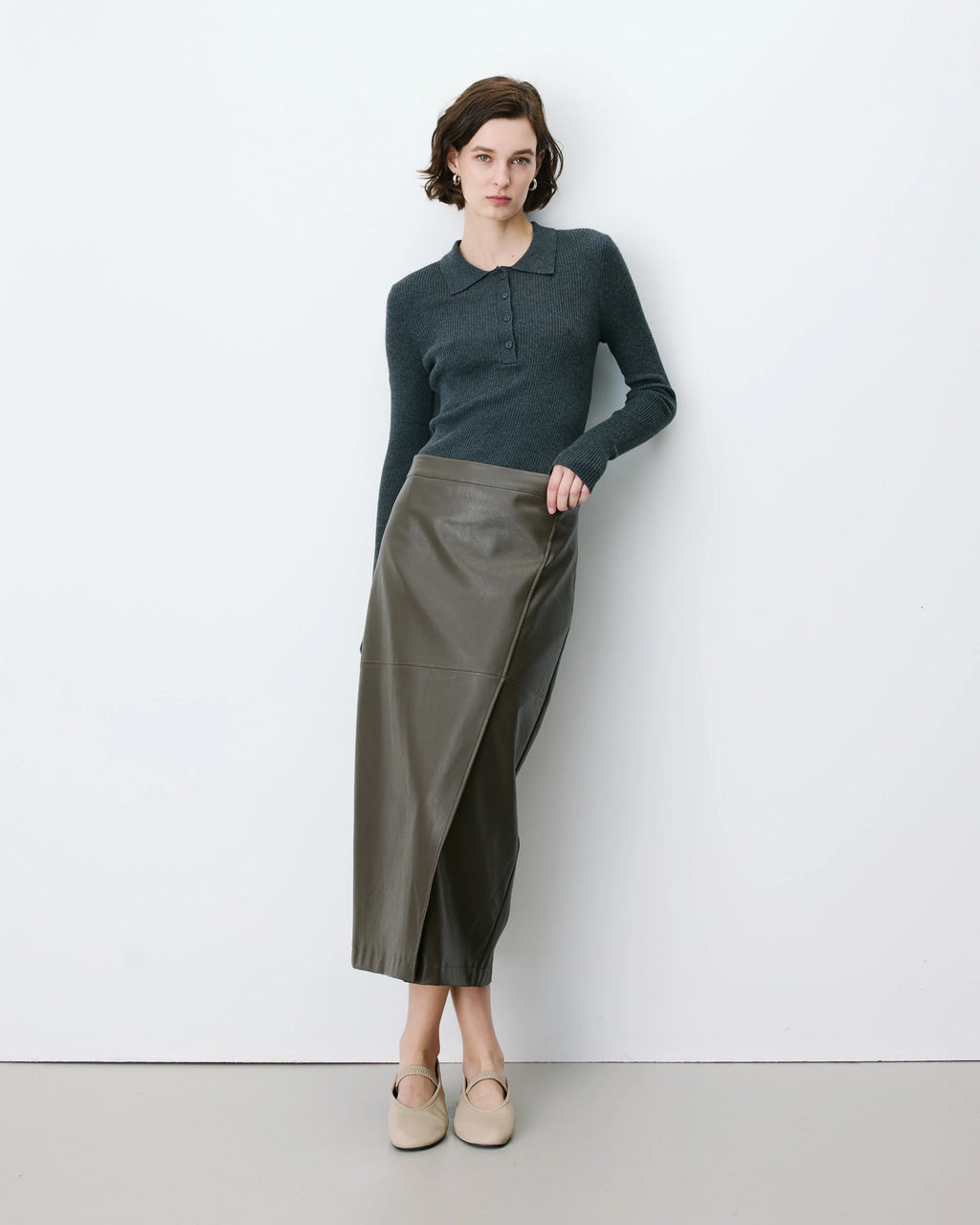 Falda Midi Polipiel Kaki Aenor