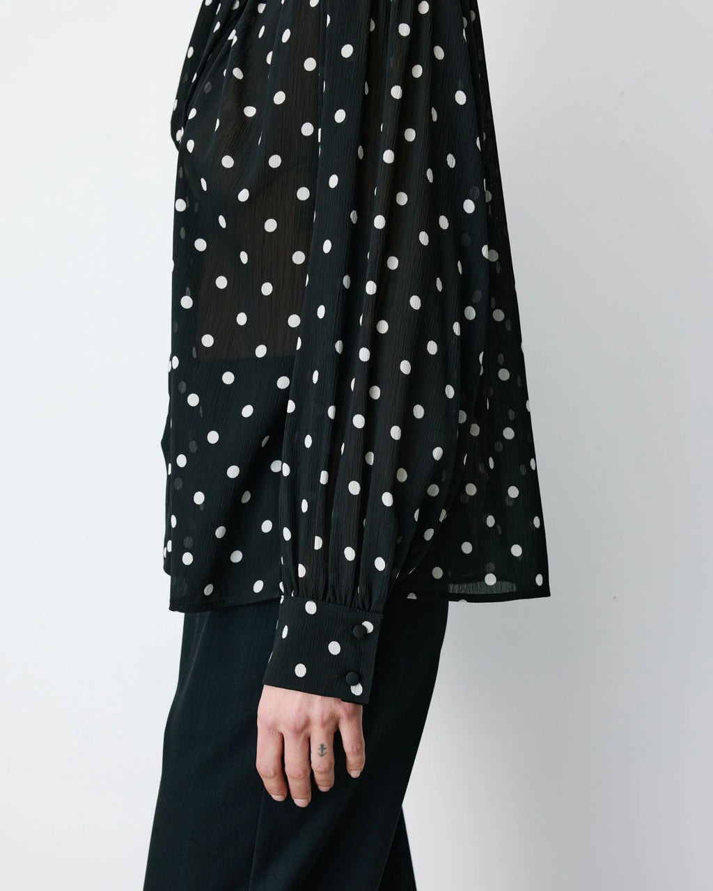 Blusa Lunares y Lazo Angelica