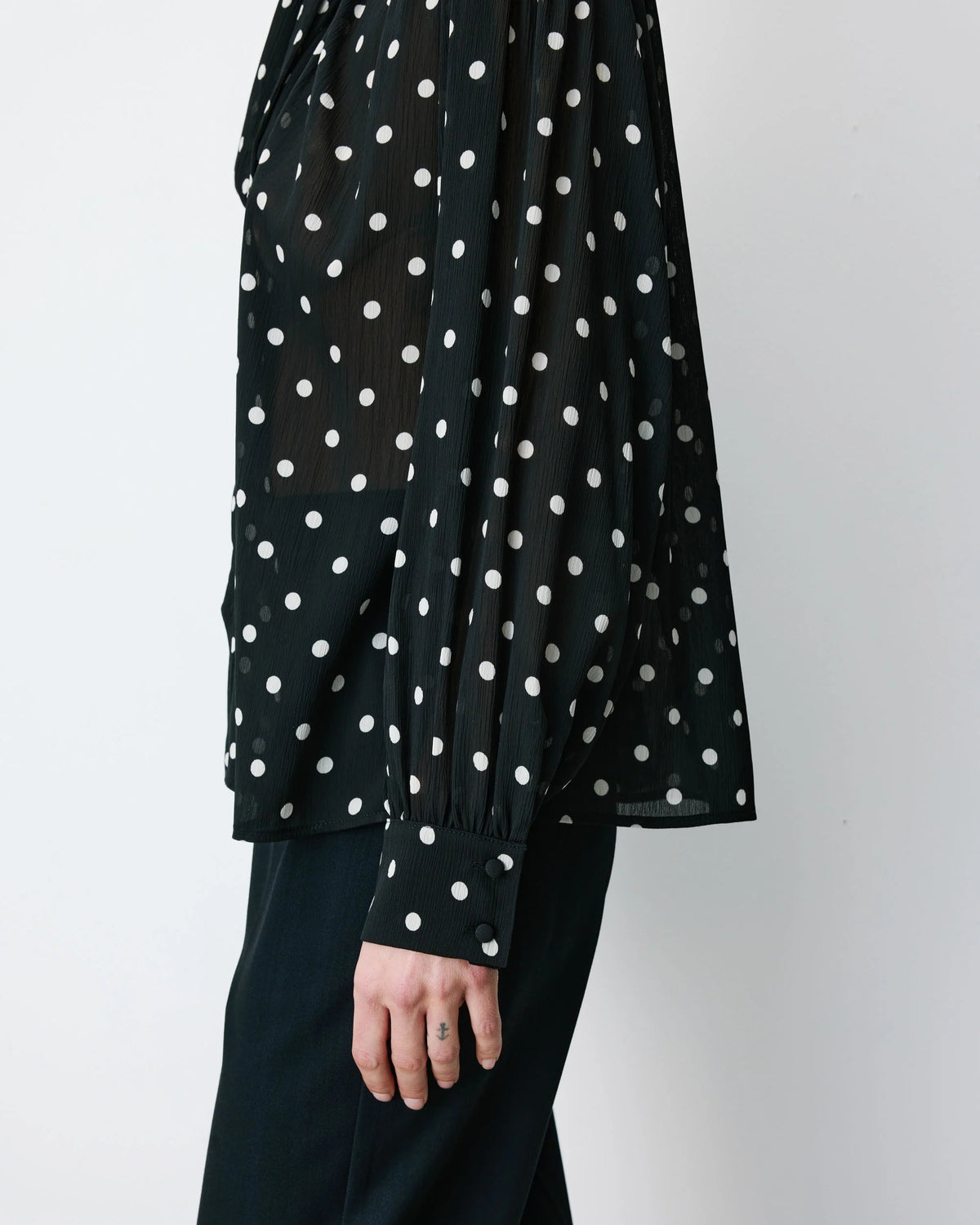 Blusa Lunares y Lazo Angelica