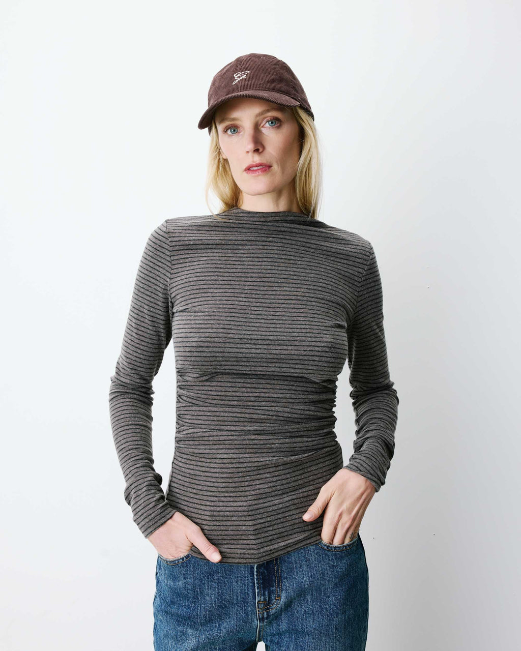 Camiseta Gris Manga Larga Alaree