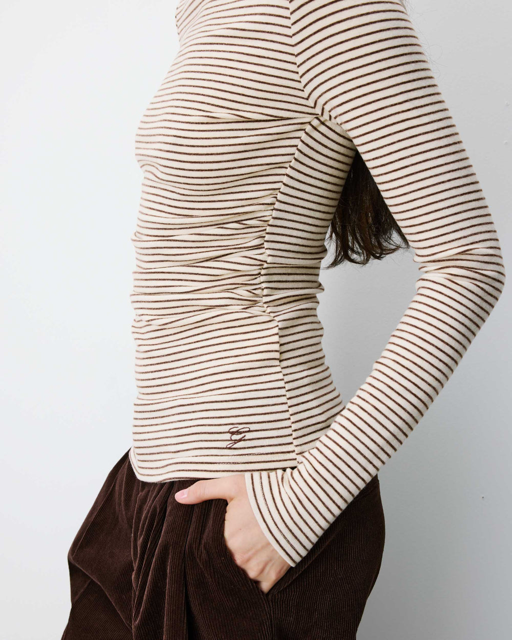 Camiseta Beige Manga Larga Alaree