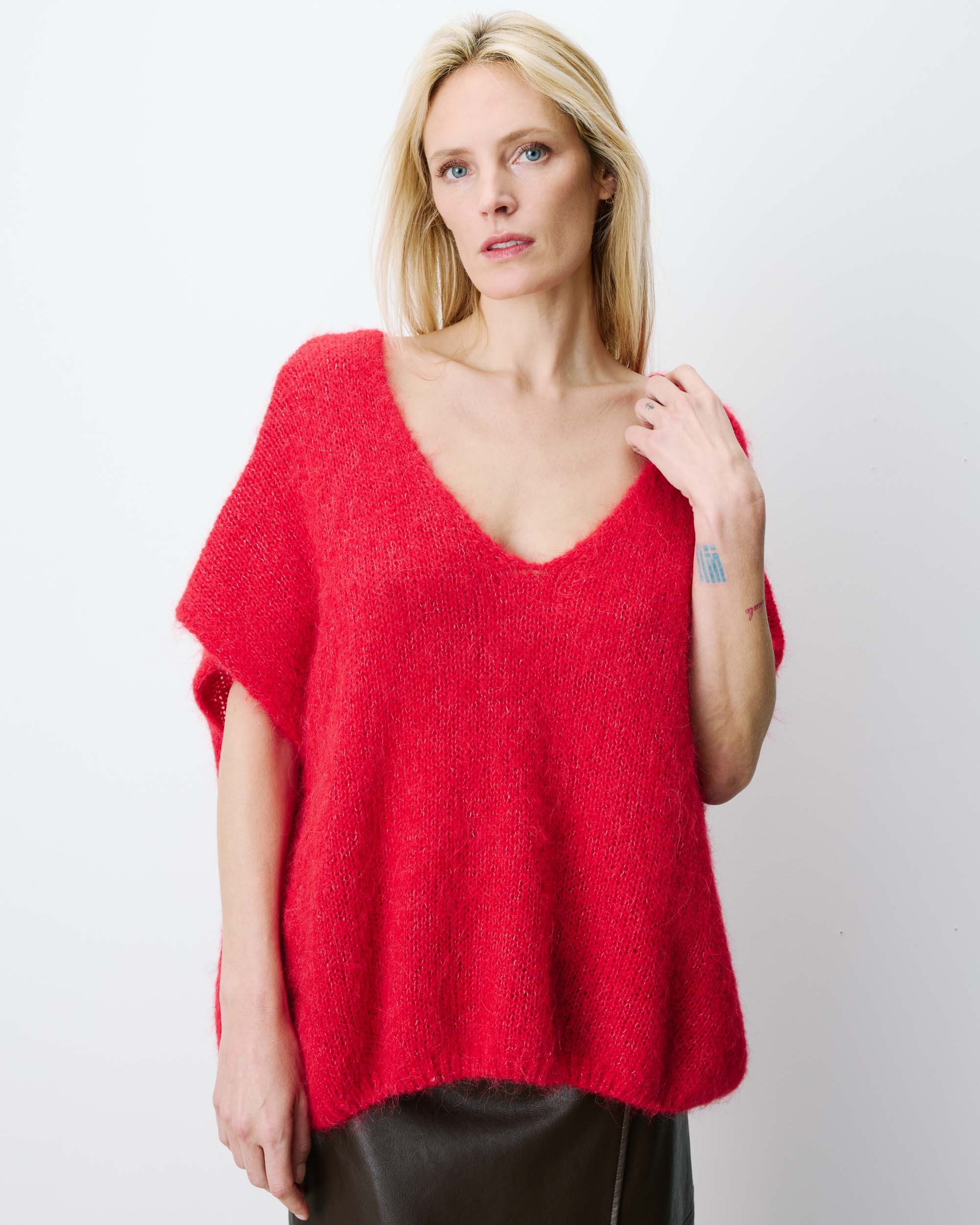 Jersey Rojo Sin Mangas Atticus