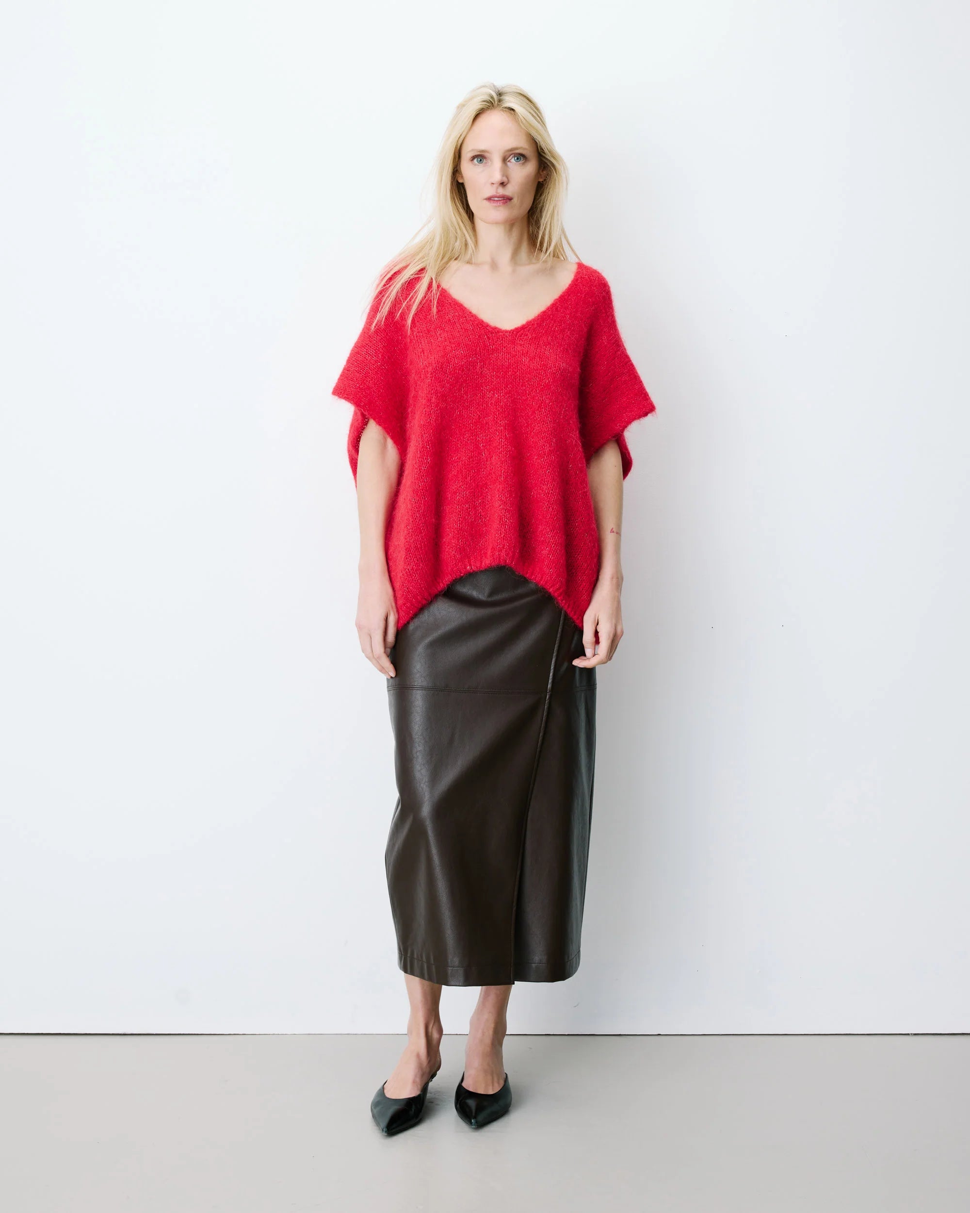 Jersey Rojo Sin Mangas Atticus