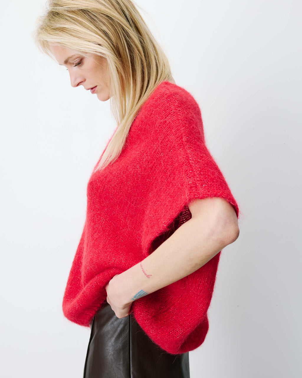 Jersey Rojo Sin Mangas Atticus