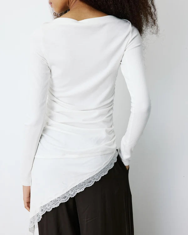 Camiseta Bajo Asímetrico Bina Blanco