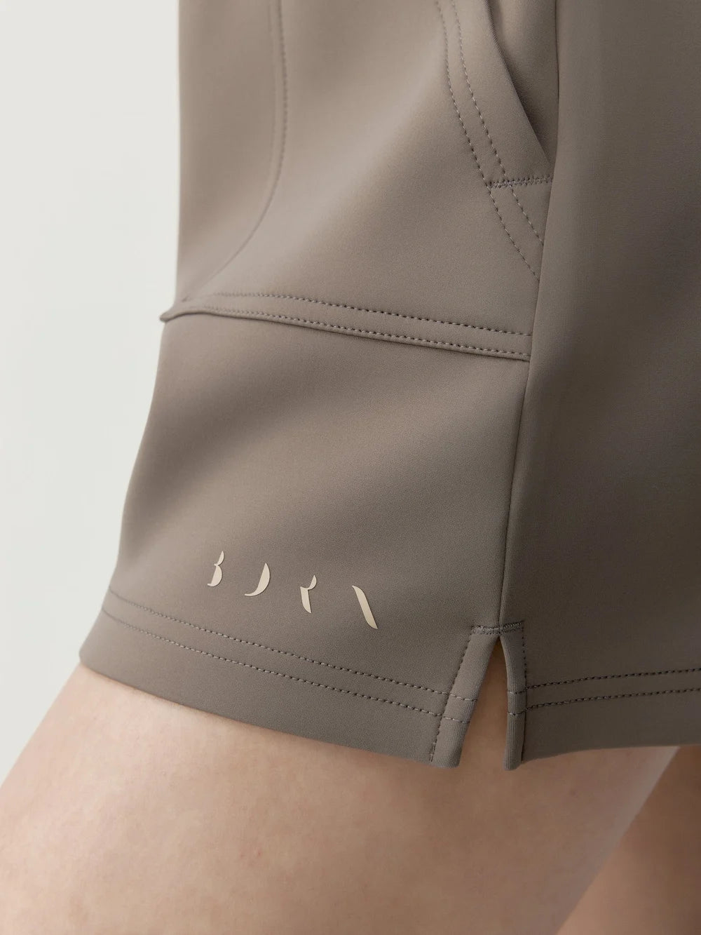 Short Lionel Taupe