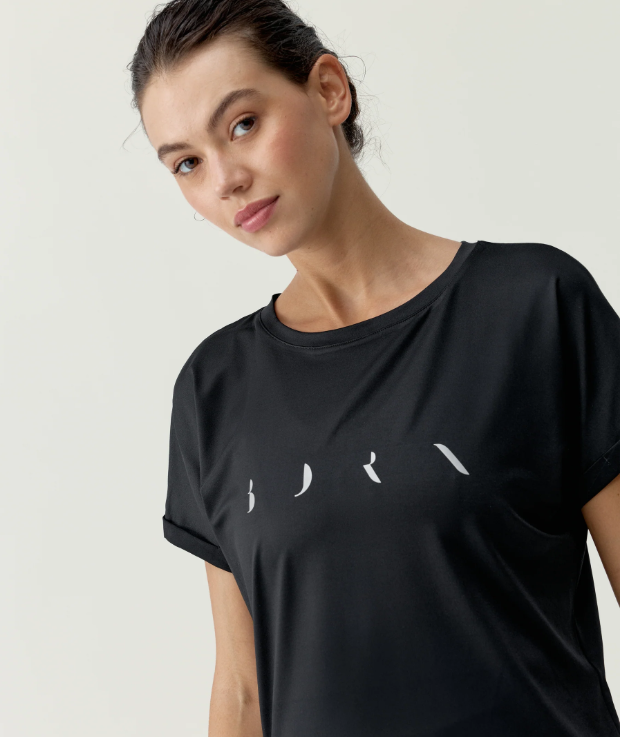Camiseta Azami Negra