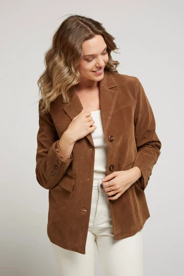 Americana Whitney Camel