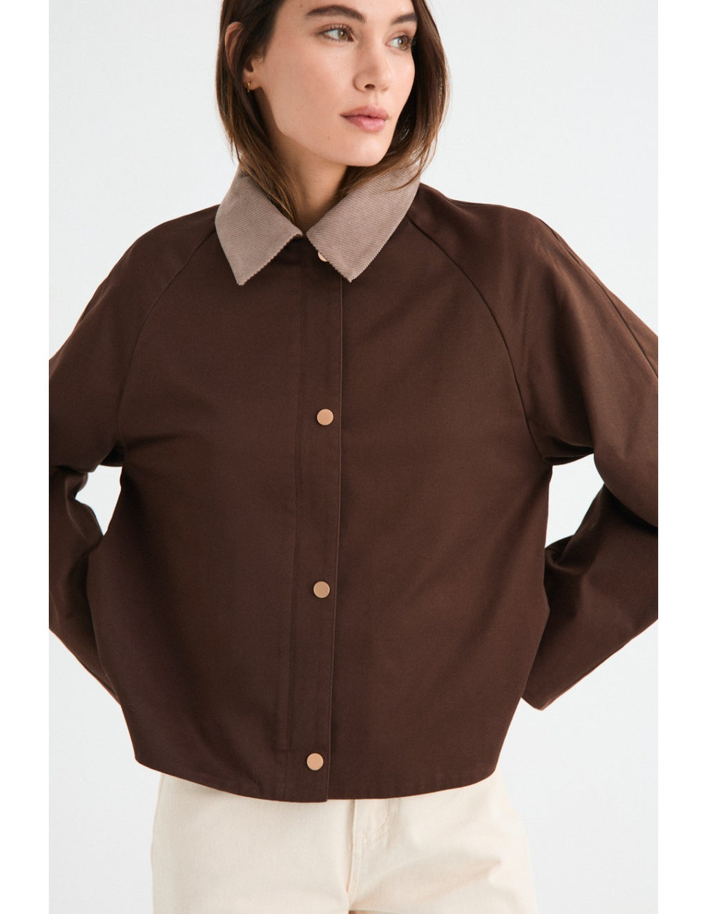 Gabardina Corta Marrón Opal