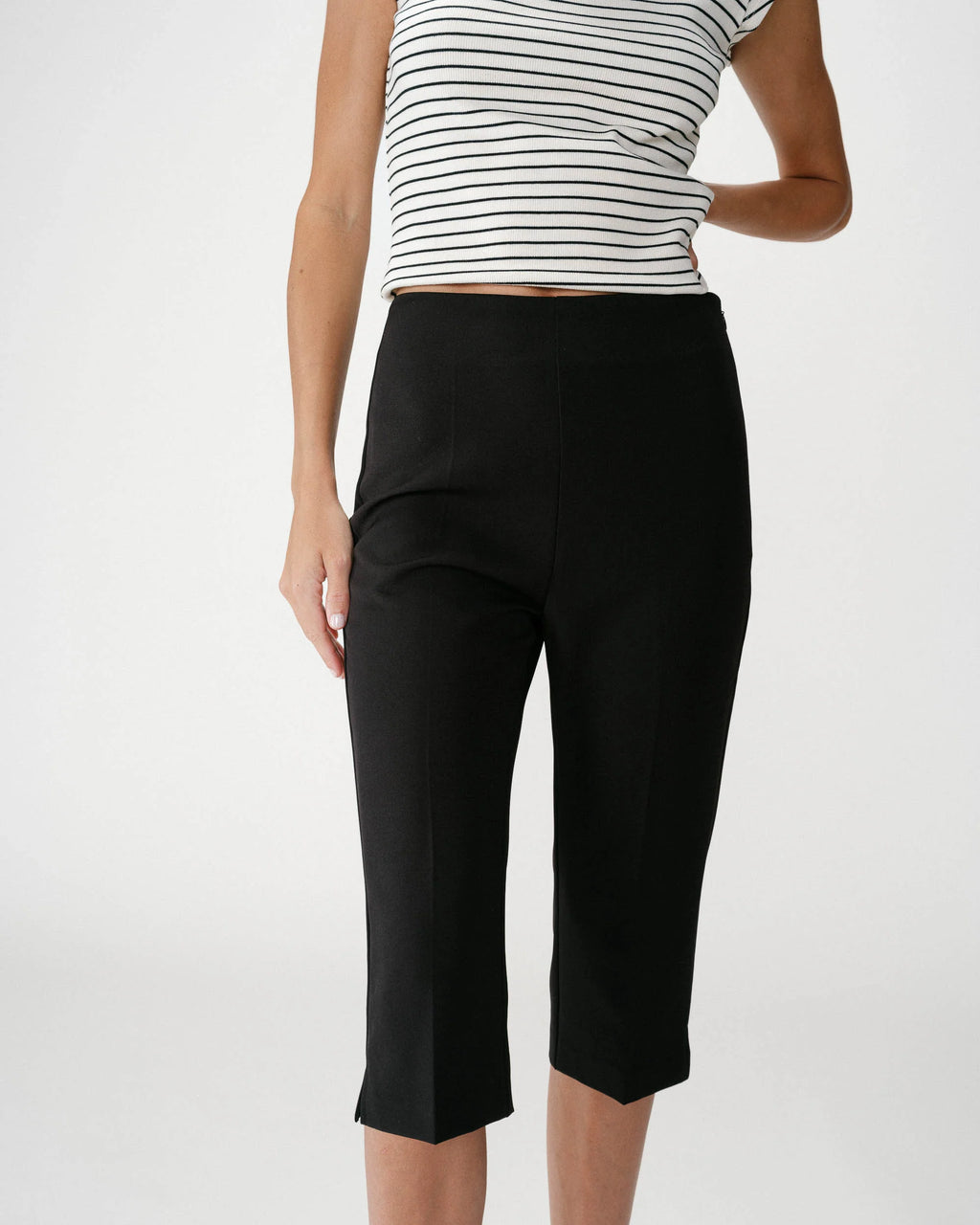 Pantalón Capri Ajustado Negro Where