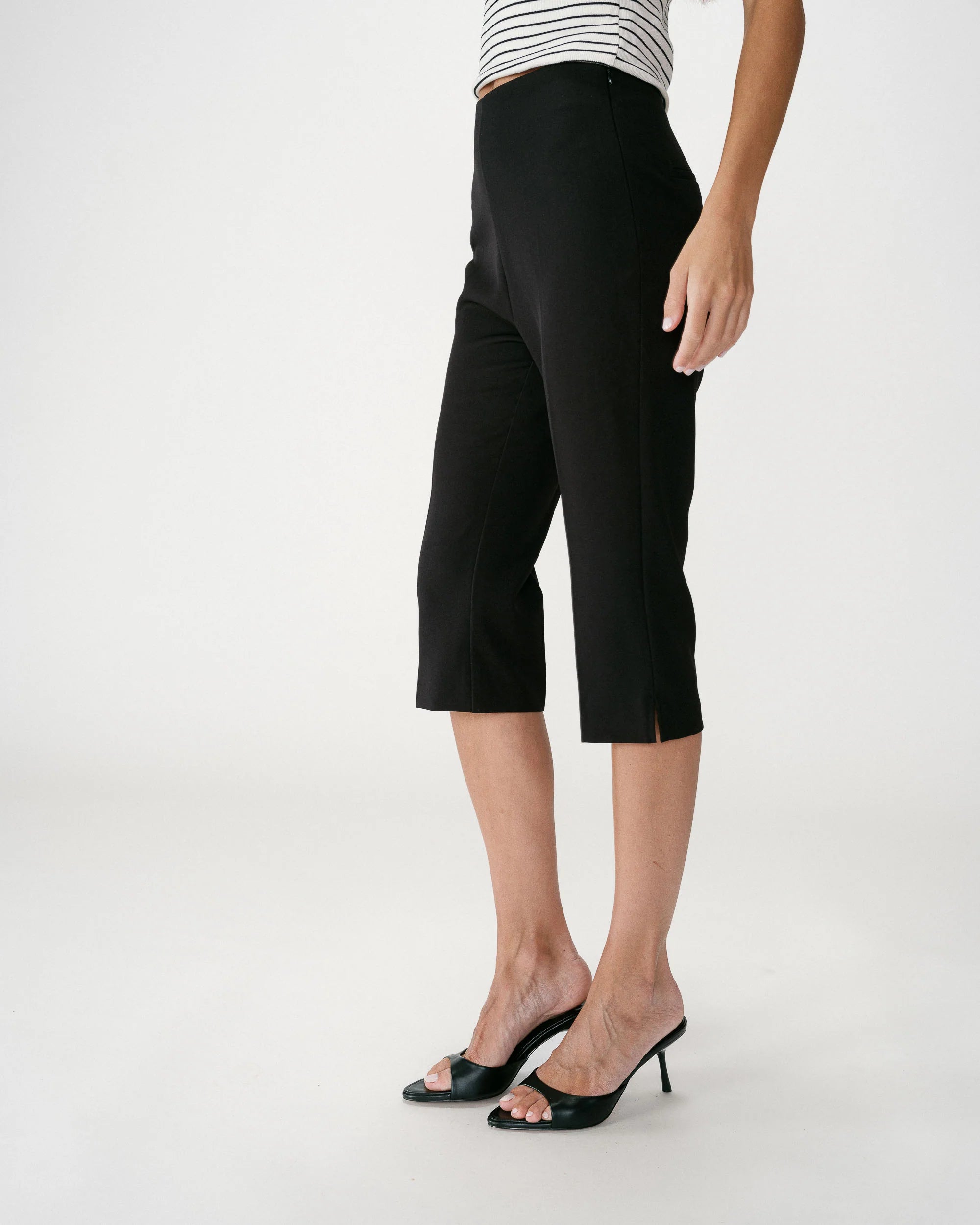 Pantalón Capri Ajustado Negro Where